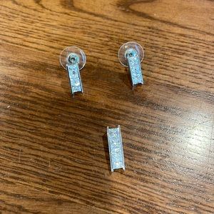 Silver pendant and earring set